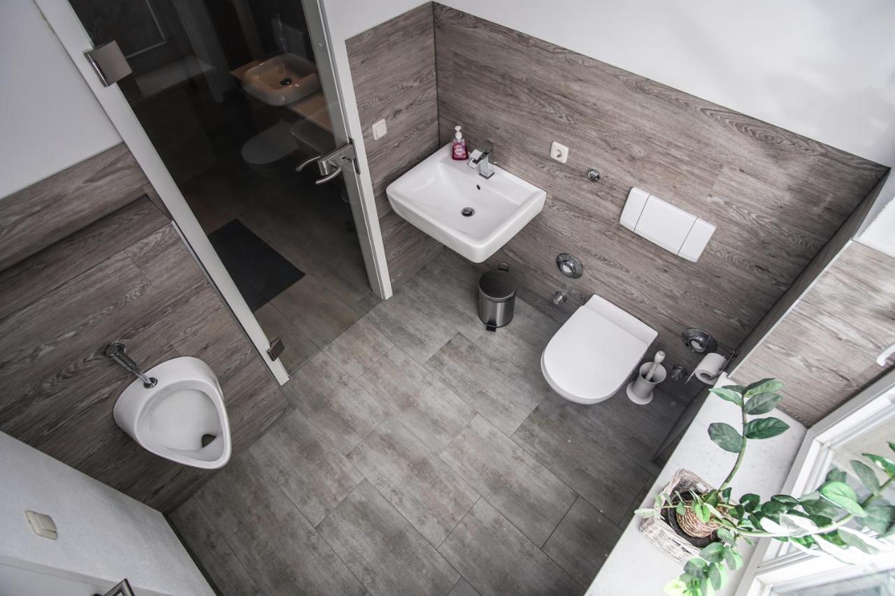 Exklusive Ferienwohnung Im Zentrum Von 플라우엔 외부 사진