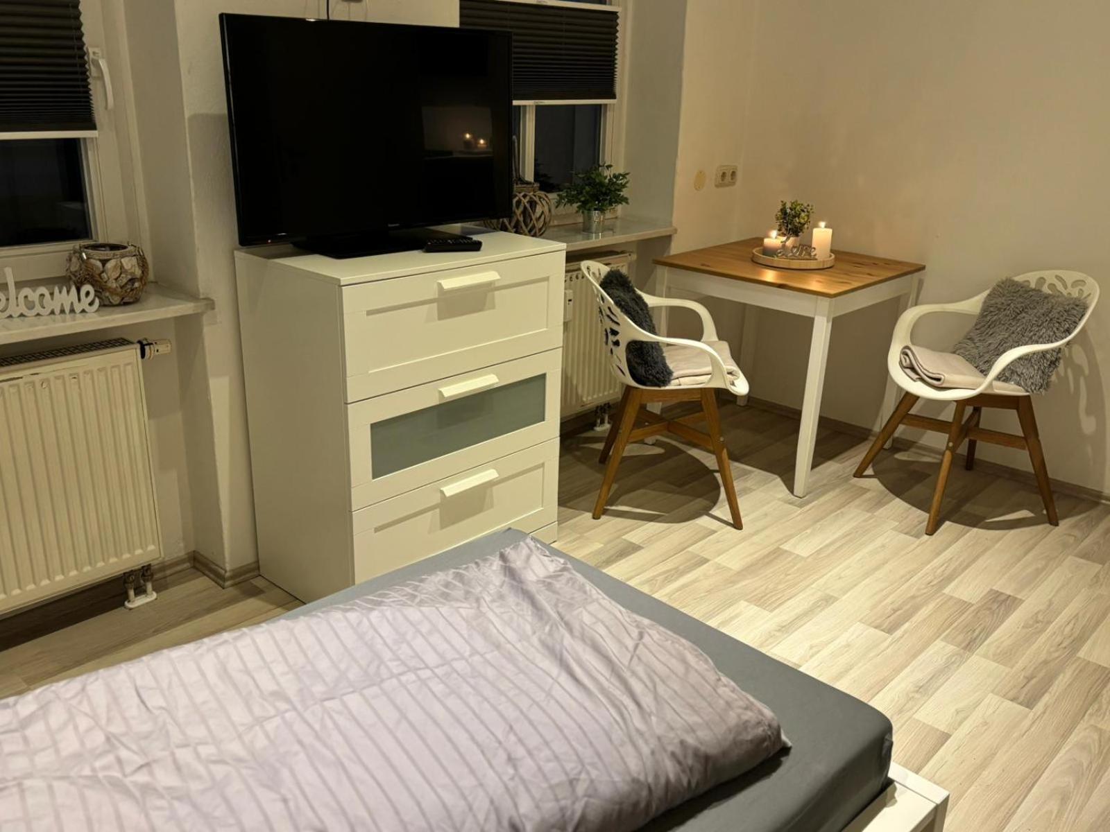 Exklusive Ferienwohnung Im Zentrum Von 플라우엔 외부 사진